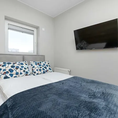 Bright Apartment With Parking Lodz Wroblewskiego 21K By Heyrent Apartament Łódź
