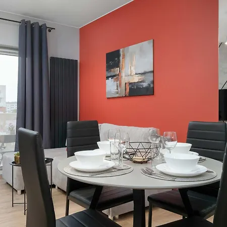 Bright Apartment With Parking Lodz Wroblewskiego 21K By Heyrent Apartament *