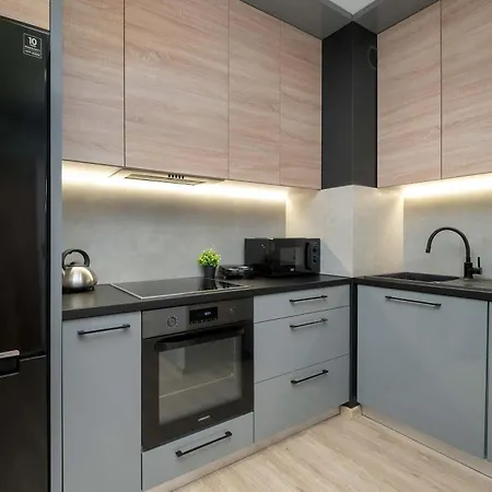Bright Apartment With Parking Lodz Wroblewskiego 21K By Heyrent Apartament Łódź
