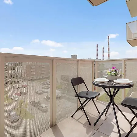 Bright Apartment With Parking Lodz Wroblewskiego 21K By Heyrent *